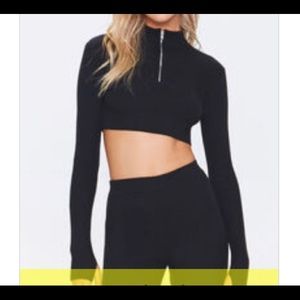 Ribbed long sleeve crop top & biker shorts set